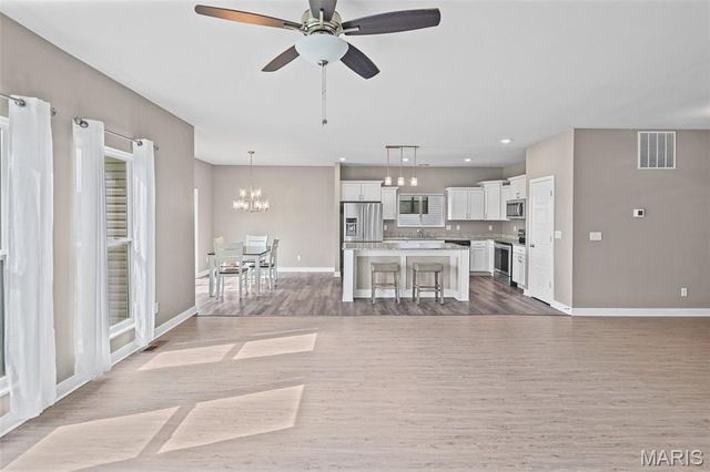 207 Grand Rapids Lane, Edwardsville, IL 62025