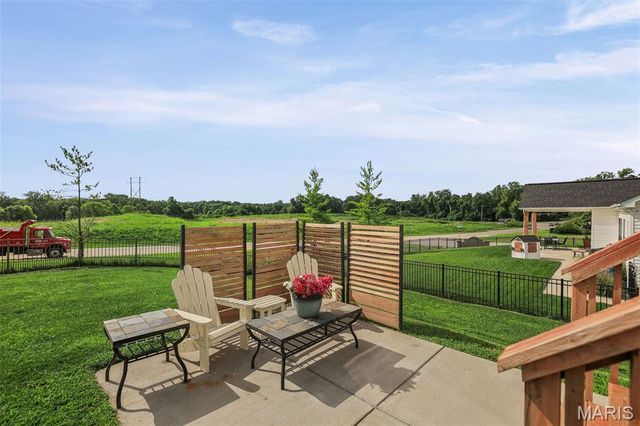 207 Grand Rapids Lane, Edwardsville, IL 62025