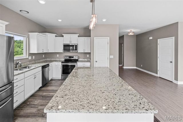 207 Grand Rapids Lane, Edwardsville, IL 62025