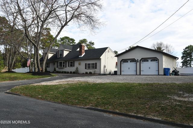 1820 Perth Amboy Avenue, Whiting, NJ 08759