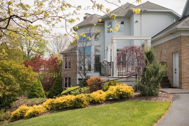 2699 Railside Court SW, Byron Center, MI 49315
