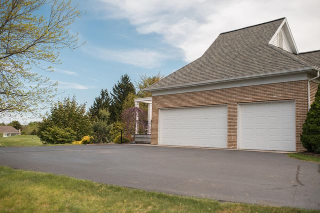 2699 Railside Court SW, Byron Center, MI 49315