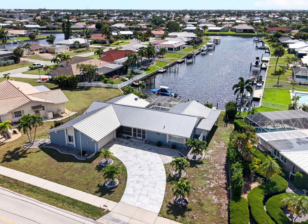 586 BAL HARBOR BOULEVARD, Punta Gorda, FL 33950