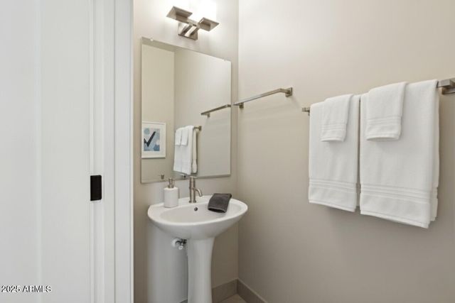 1400 E Bethany Home Road Unit 22, Phoenix, AZ 85014