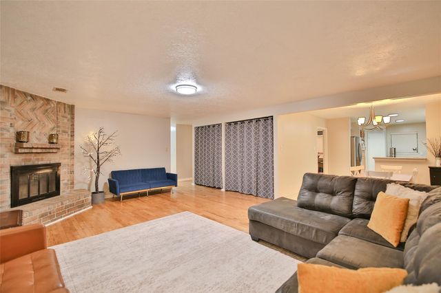 4947 Bridgemont Lane, Spring, TX 77388