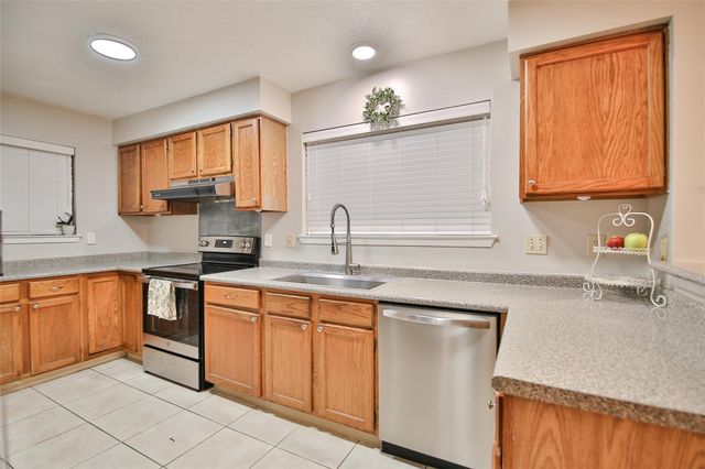 4947 Bridgemont Lane, Spring, TX 77388