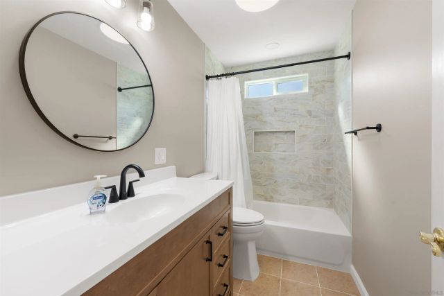 250 S Santa Rosa Ave, El Centro, CA 92243