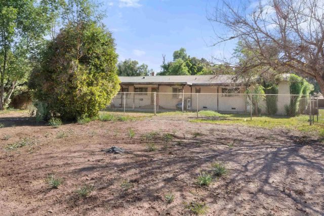 250 S Santa Rosa Ave, El Centro, CA 92243