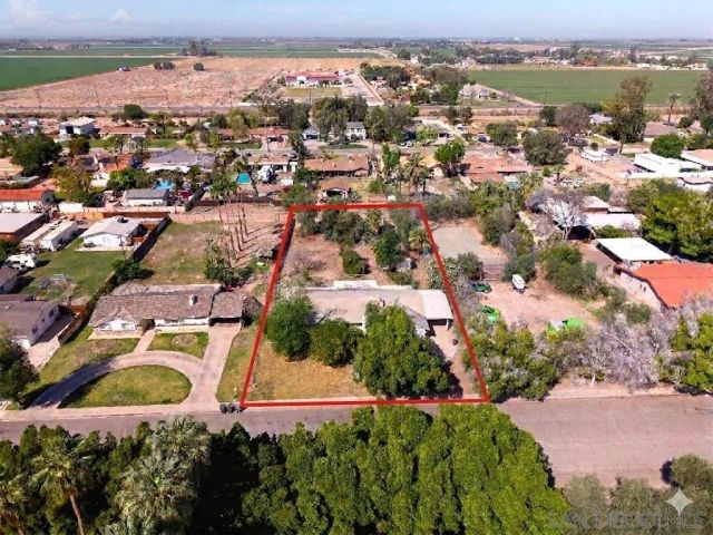 250 S Santa Rosa Ave, El Centro, CA 92243