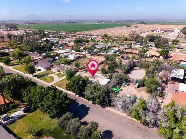 250 S Santa Rosa Ave, El Centro, CA 92243