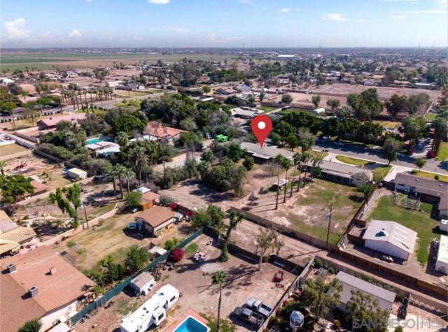 250 S Santa Rosa Ave, El Centro, CA 92243