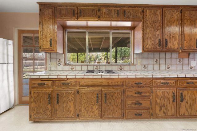 250 S Santa Rosa Ave, El Centro, CA 92243