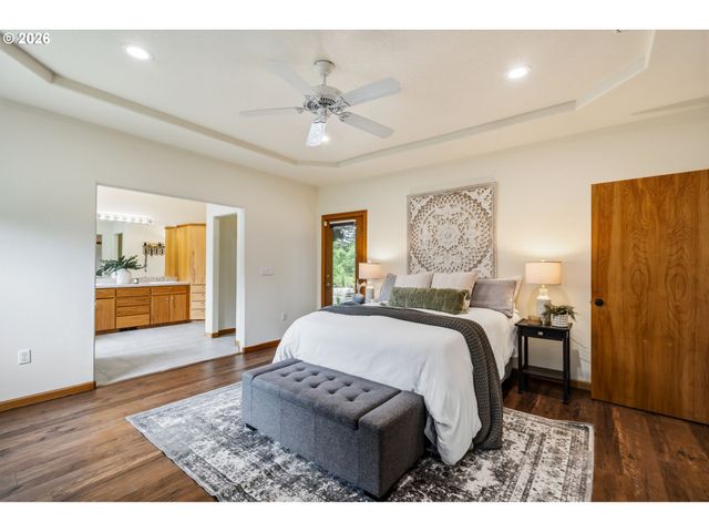 2461 BELLE CENTER Rd, Washougal, WA 98671
