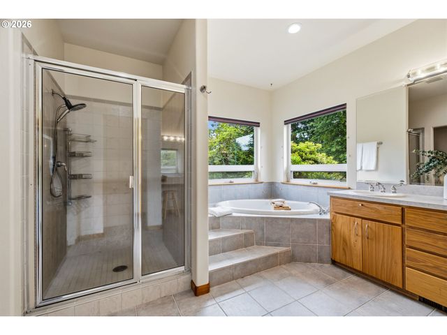 2461 BELLE CENTER Rd, Washougal, WA 98671