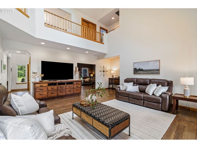 2461 BELLE CENTER Rd, Washougal, WA 98671