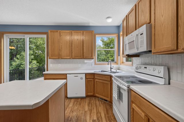 3482 Savannah Avenue, White Bear Lake, MN 55110