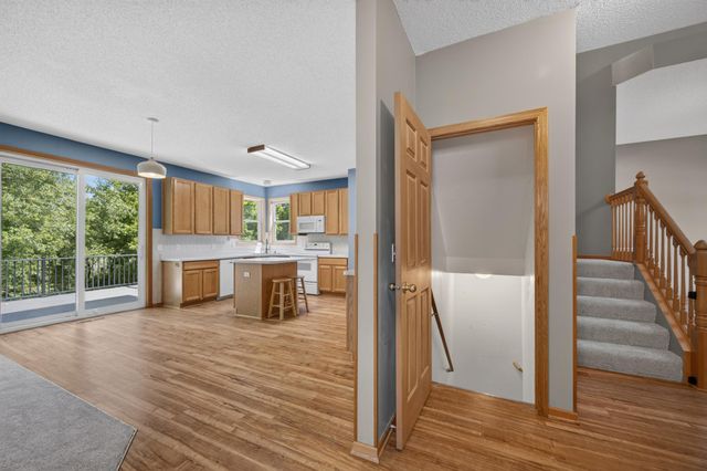 3482 Savannah Avenue, White Bear Lake, MN 55110
