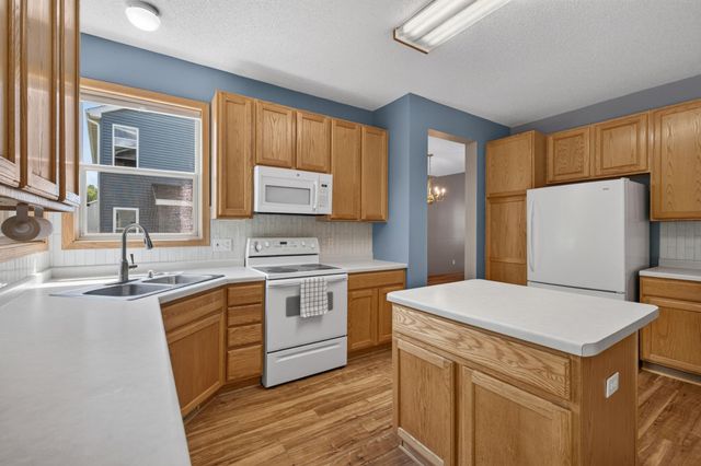 3482 Savannah Avenue, White Bear Lake, MN 55110