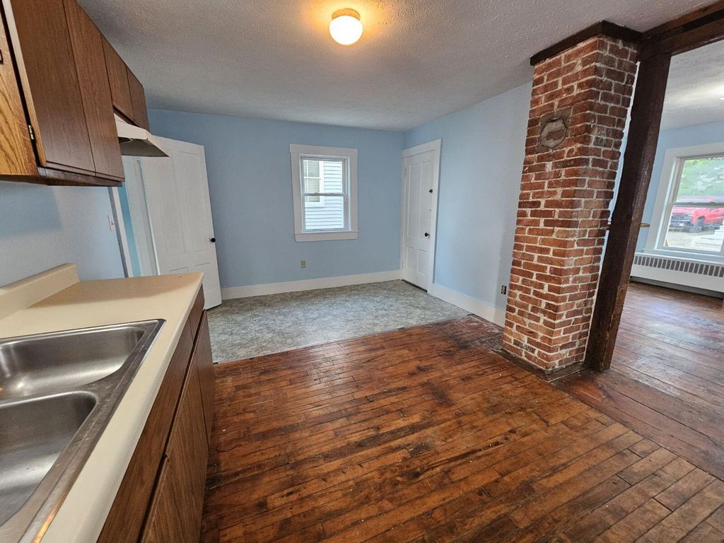 14 Hammond Street, Sanford, ME 04073 — photo 5