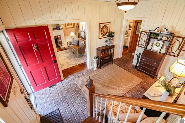 2074 Natchez Ln, Paducah, KY 42001