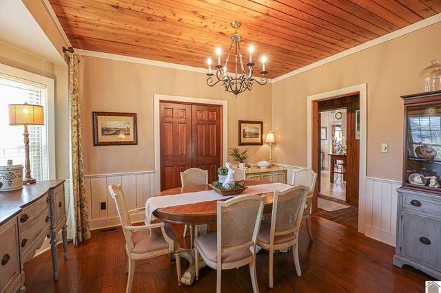 2074 Natchez Ln, Paducah, KY 42001