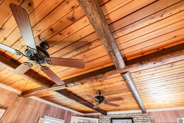 2074 Natchez Ln, Paducah, KY 42001