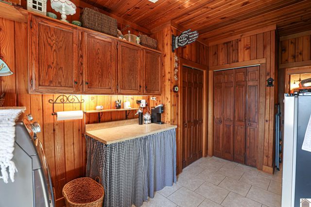 2074 Natchez Ln, Paducah, KY 42001