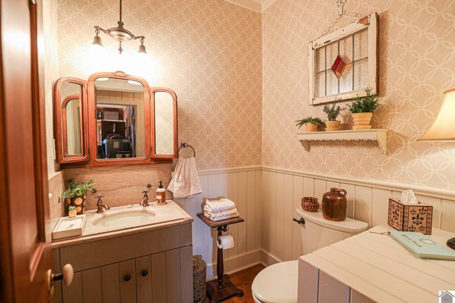 2074 Natchez Ln, Paducah, KY 42001