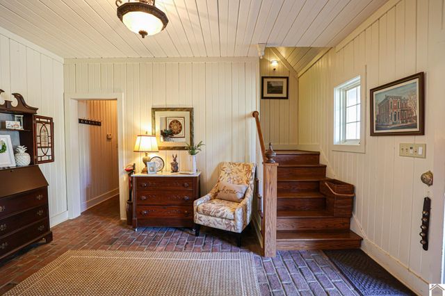 2074 Natchez Ln, Paducah, KY 42001