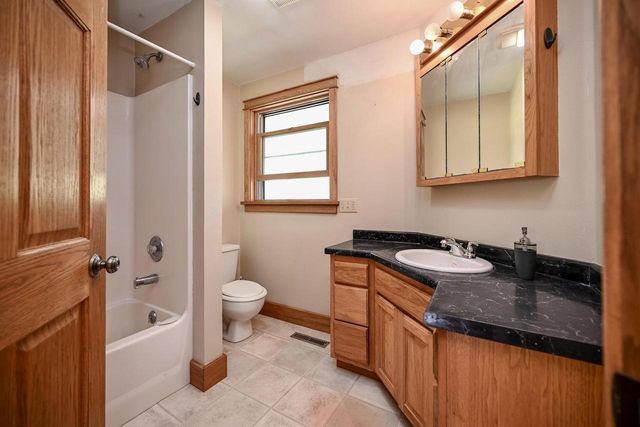 S3093 Baertsch Valley ROAD, Fountain City, WI 54629