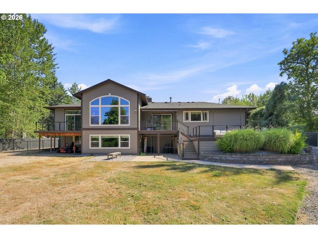 8443 Se ORIENT Dr, Gresham, OR 97080