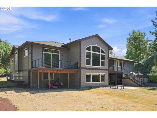 8443 Se ORIENT Dr, Gresham, OR 97080