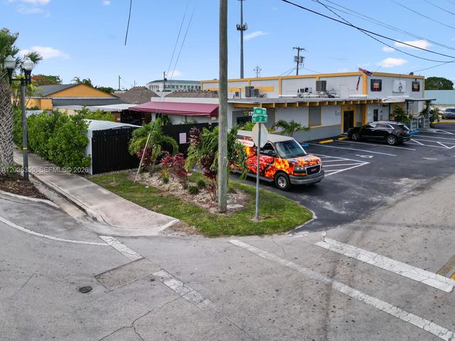 17 NE 1st Rd, Homestead, FL 33030