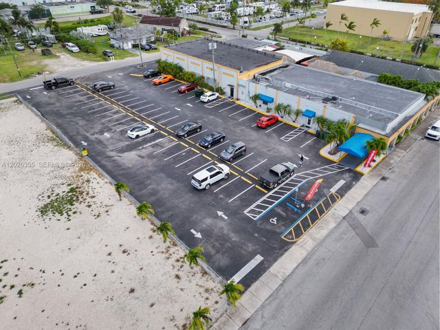 17 NE 1st Rd, Homestead, FL 33030