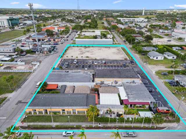 17 NE 1st Rd, Homestead, FL 33030