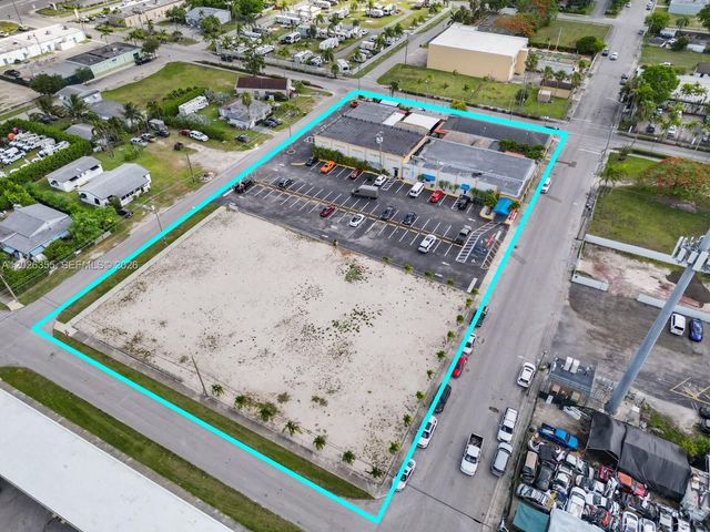 17 NE 1st Rd, Homestead, FL 33030