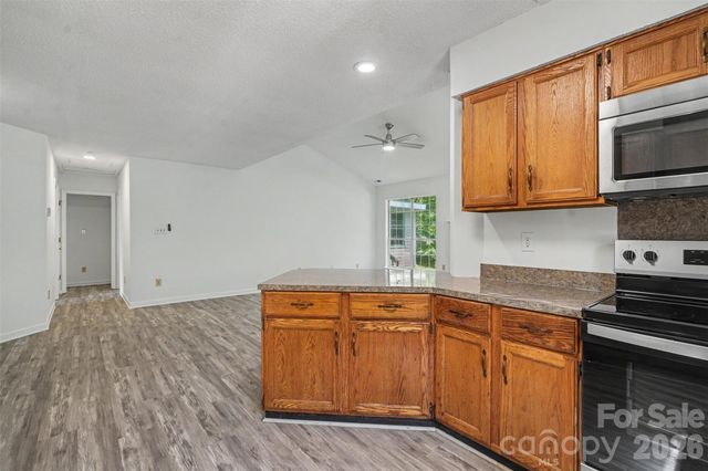 2711 Bob White Circle, Wingate, NC 28174