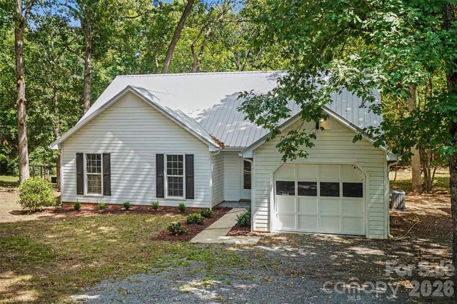 2711 Bob White Circle, Wingate, NC 28174