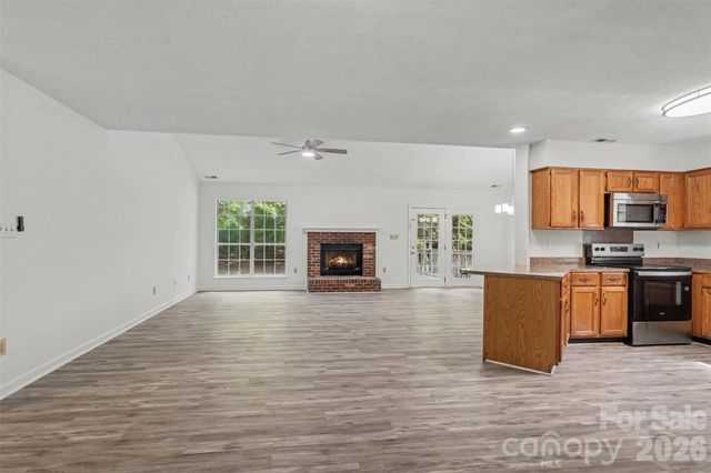 2711 Bob White Circle, Wingate, NC 28174