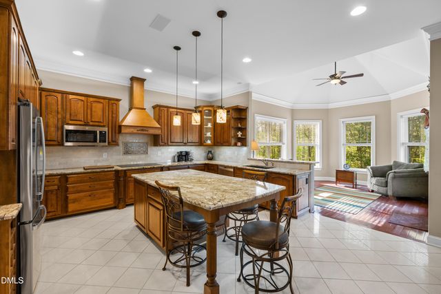 5353 E Greensboro Chapel Hill Road, Graham, NC 27253