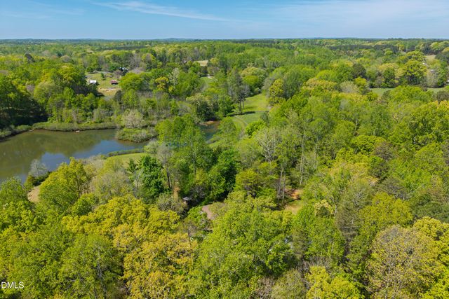5353 E Greensboro Chapel Hill Road, Graham, NC 27253