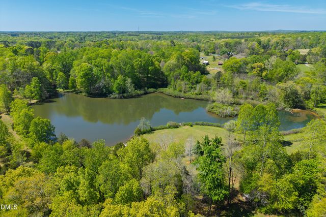 5353 E Greensboro Chapel Hill Road, Graham, NC 27253