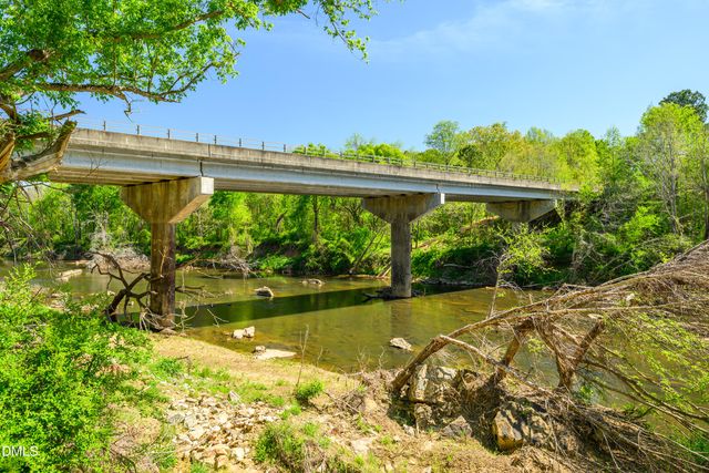 5353 E Greensboro Chapel Hill Road, Graham, NC 27253