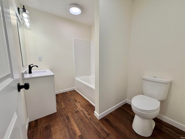 1380 N 1375 w, Linton, IN 47441