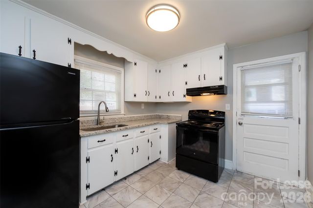 3427 Meredith Avenue, Charlotte, NC 28208