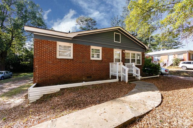 3427 Meredith Avenue, Charlotte, NC 28208