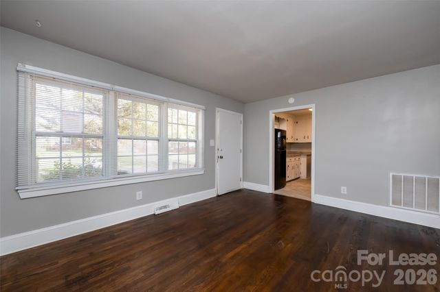 3427 Meredith Avenue, Charlotte, NC 28208