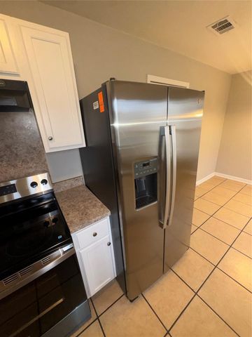 8723 Valley Meadow Drive, Houston, TX 77078