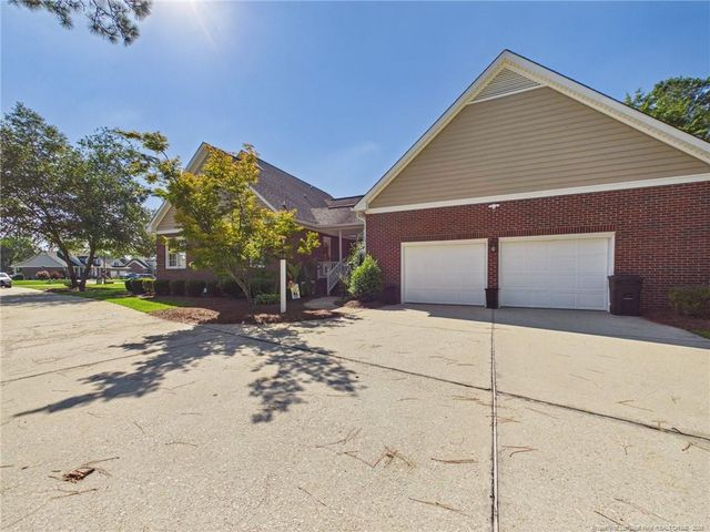 843 Three Wood Drive, Fayetteville, NC 28312