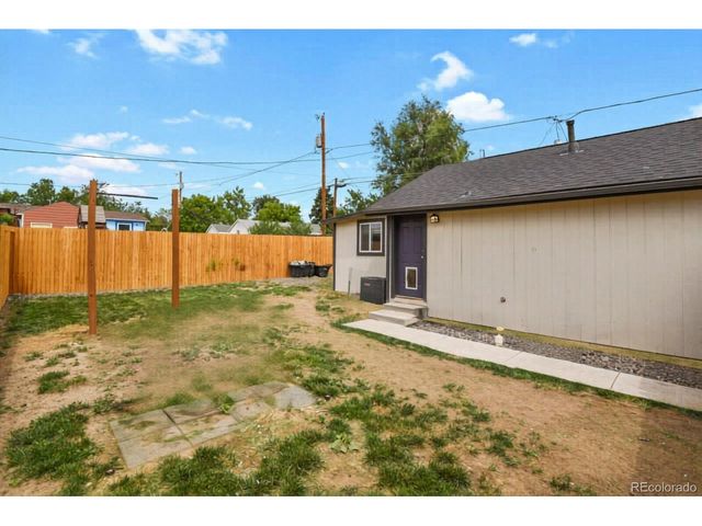 439 S Knox Ct, Denver, CO 80219